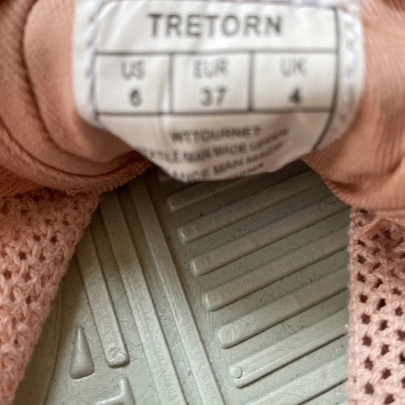 •Tretorn• Mesh Sneakers, Size 37 - Picture 11 of 11